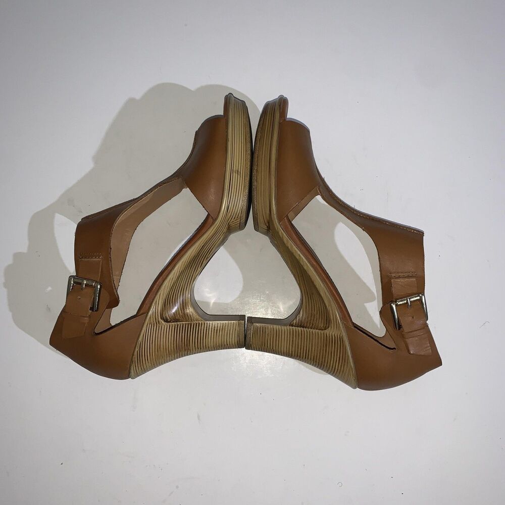Sofft Heels Womens Size 9.5 Brown Leather Peep Toe T Strap Sandals Shoes - Picture 7 of 8
